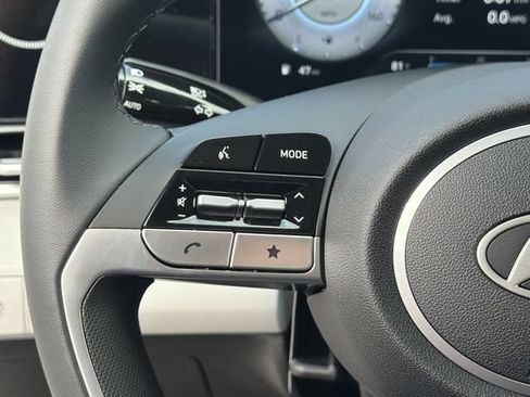New 2026 Hyundai Elantra Limited FWD image 24