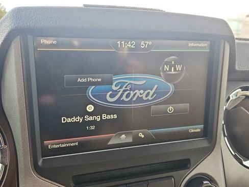 Used 2015 Ford F250 Lariat image 12