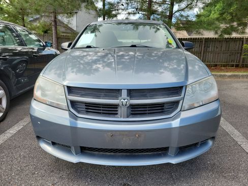 Used 2010 Dodge Avenger SXT FWD image 2