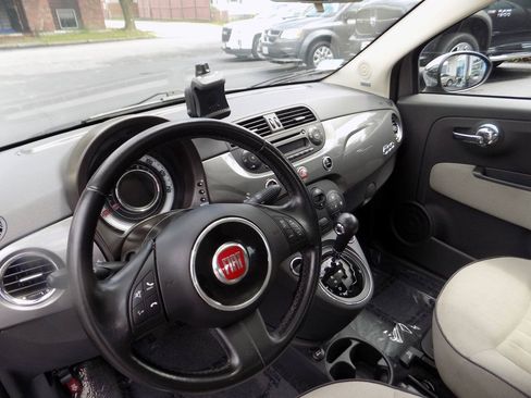 Used 2012 FIAT 500 Lounge FWD image 13