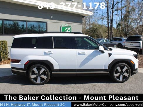 Used 2025 Hyundai Santa Fe Limited image 3