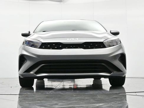 Used 2023 Kia Forte LXS image 34