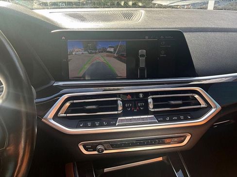 Used 2019 BMW X5 xDrive40i w/ Convenience Package AWD/4WD image 5