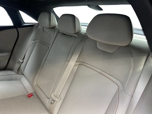 Used 2023 Lucid Air Touring AWD/4WD image 32