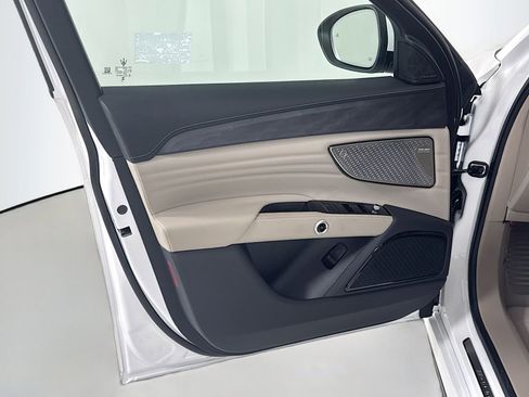 New 2026 Maserati Grecale Modena image 16