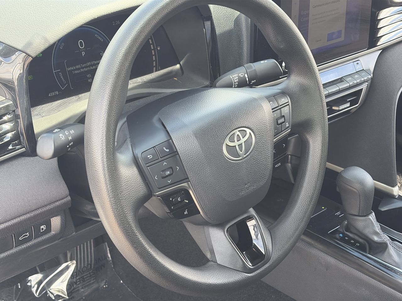 Used 2025 Toyota Camry LE FWD image 12