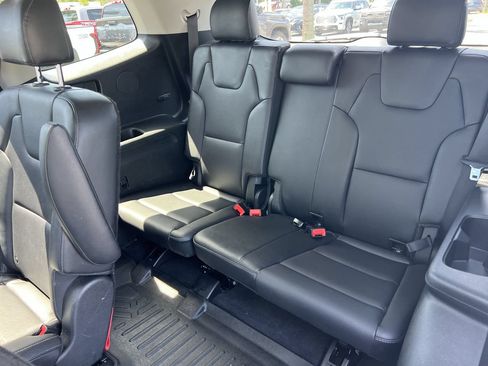 Used 2023 Kia Telluride S FWD image 33
