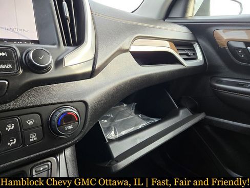 Used 2020 GMC Terrain SLE w/ Driver Convenience Package image 13