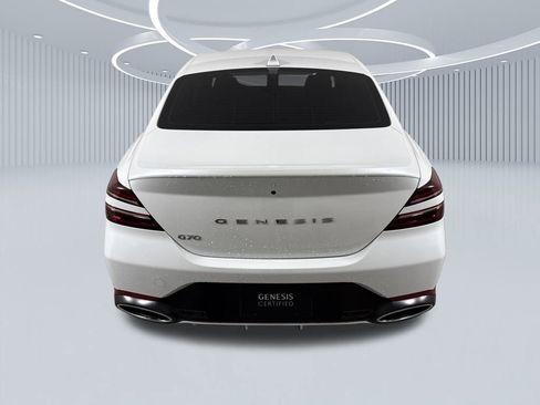 Used 2025 Genesis G70 2.5T image 5