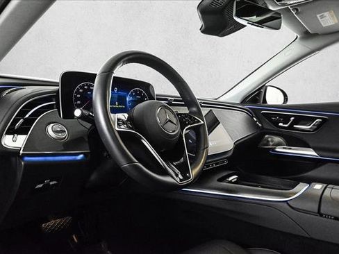 Used 2025 Mercedes-Benz E 450 4MATIC All-Terrain Wagon image 10