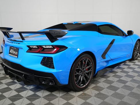 Used 2024 Chevrolet Corvette Stingray Premium Conv w/ Battery Protection Package RWD image 7