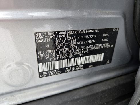 Used 2019 Toyota RAV4 XLE Premium FWD image 31