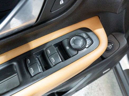 Used 2019 GMC Terrain SLT w/ Preferred Package image 14