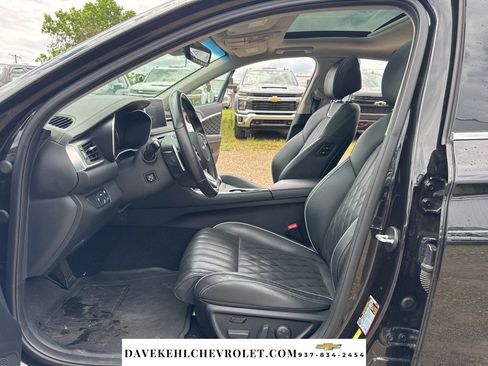 Used 2019 Genesis G70 2.0T Advanced w/ Dynamic Package AWD/4WD image 18