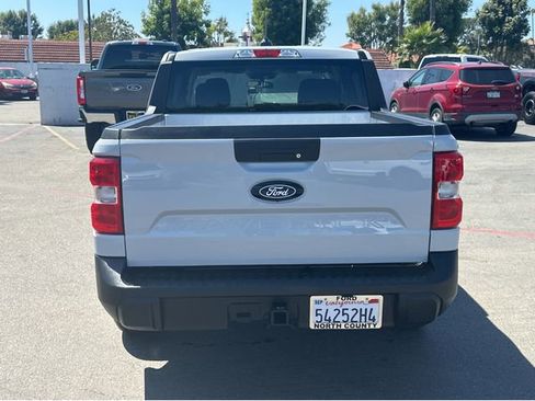 Used 2025 Ford Maverick XLT w/ Equipment Group 302A AWD/4WD image 5