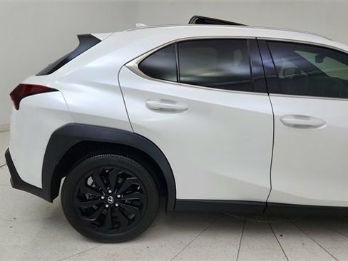 Used 2024 Lexus UX 250h FWD image 12