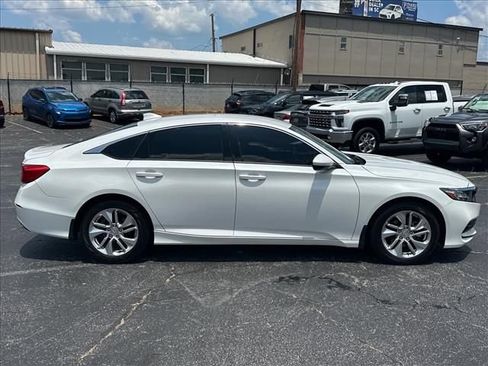 Used 2019 Honda Accord LX image 12