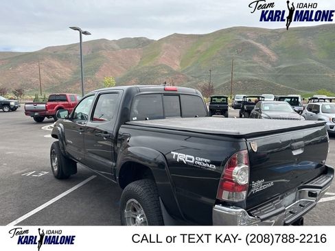 Used 2012 Toyota Tacoma 4x4 Double Cab w/ TRD Off-Road Pkg image 2