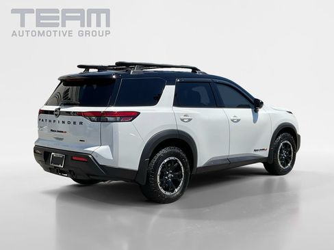 Used 2025 Nissan Pathfinder Rock Creek AWD/4WD image 7