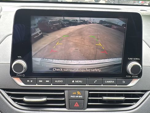 Used 2022 Nissan Altima 2.5 SR AWD/4WD image 18