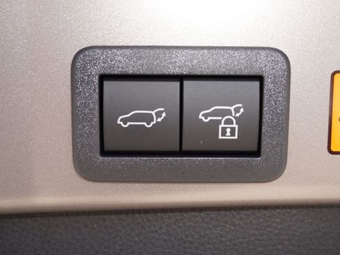 New 2026 Toyota RAV4 SE AWD/4WD image 8