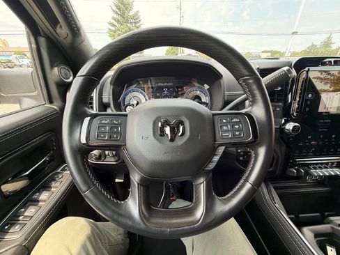 Used 2022 RAM 2500 Limited AWD/4WD image 23