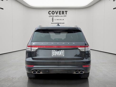 New 2025 Lincoln Aviator 2WD w/ Jet Appearance Package image 4