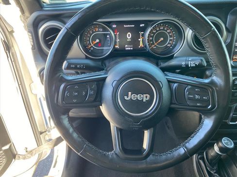 Used 2021 Jeep Gladiator Sport AWD/4WD image 10