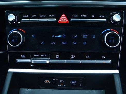 Used 2025 Hyundai Santa Fe SEL image 26