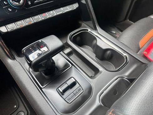 Certified 2023 GMC Sierra 1500 AT4 AWD/4WD image 18