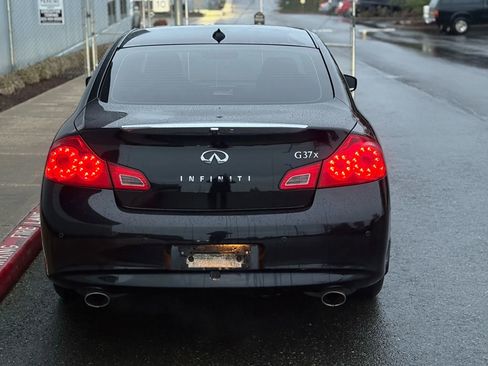 Used 2011 INFINITI G37 x Sedan w/ Premium Pkg image 5