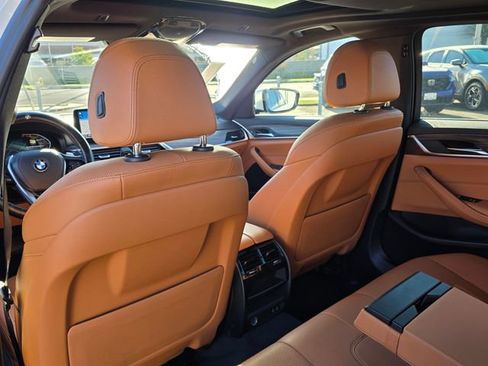 Used 2022 BMW 530i xDrive w/ Convenience Package AWD/4WD image 18