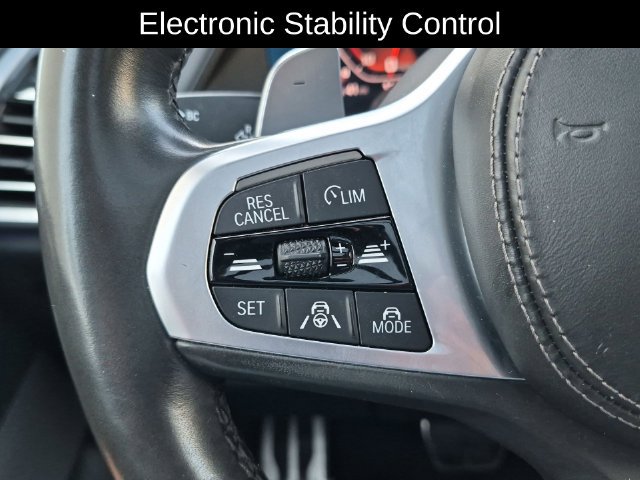 Used 2020 BMW X7 M50i AWD/4WD image 16