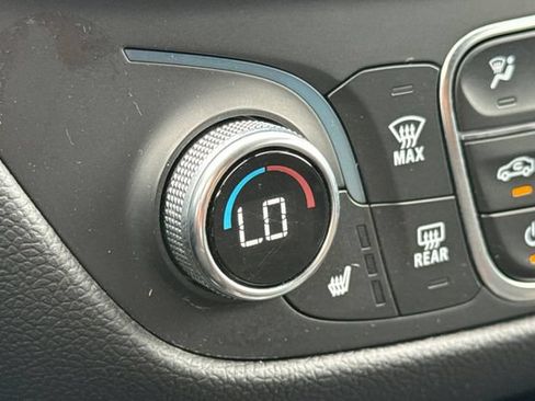 Used 2024 Chevrolet Equinox LT AWD/4WD image 29