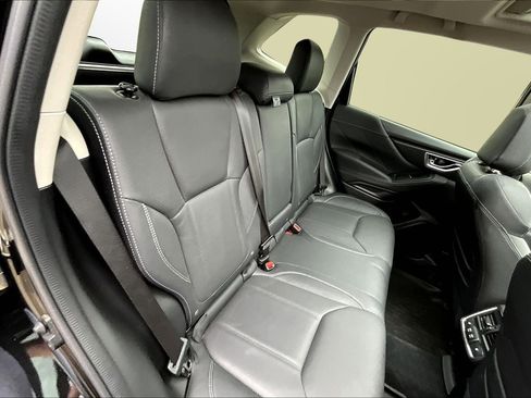 Used 2020 Subaru Forester Touring image 17