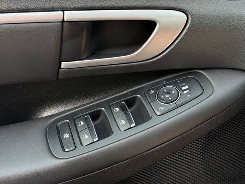 Used 2024 Hyundai Sonata SEL FWD image 5