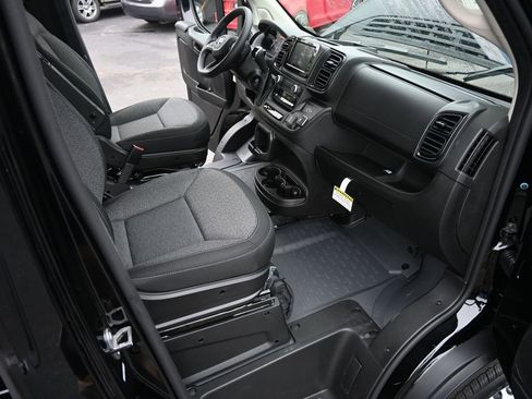 New 2026 RAM ProMaster 2500 w/ Convenience Group image 25