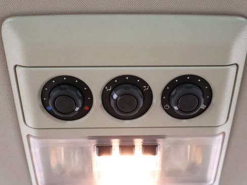 Used 2016 Land Rover LR4 HSE image 60