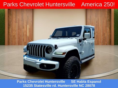 Used 2023 Jeep Wrangler Unlimited Sahara AWD/4WD image 26