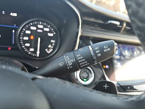 Used 2020 Cadillac XT6 Premium Luxury image 31