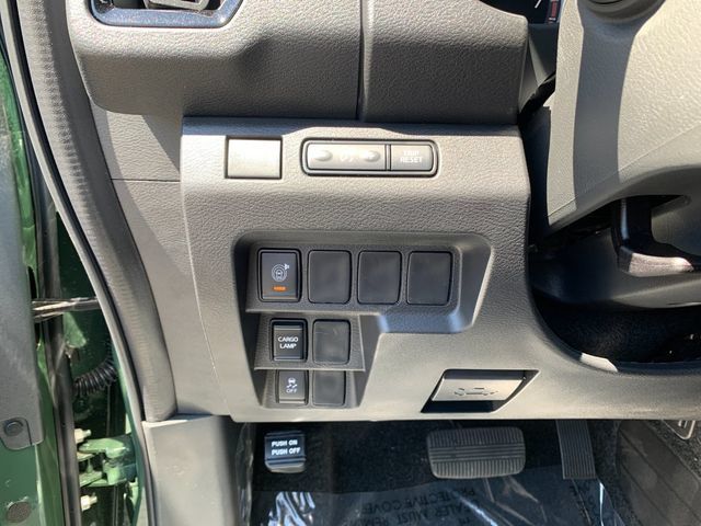 New 2026 Nissan Frontier SV w/ All-Weather Content Package AWD/4WD image 29