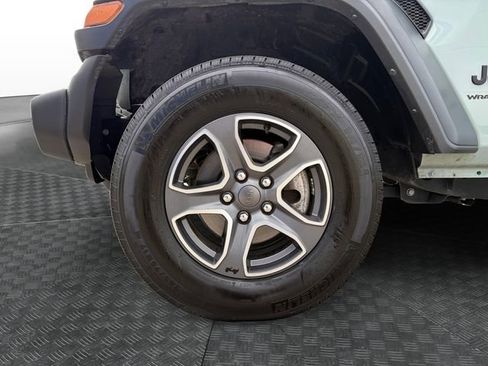 Used 2023 Jeep Wrangler Unlimited Sport AWD/4WD image 13