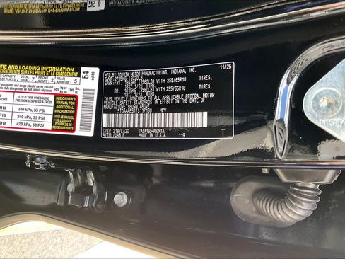 Used 2026 Toyota Grand Highlander AWD image 36