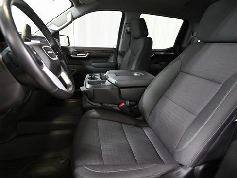 Used 2022 GMC Sierra 1500 Elevation w/ LPO, Elevation Black Package AWD/4WD image 8