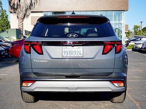 Certified 2026 Hyundai Tucson SEL FWD image 9