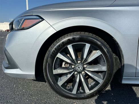 Used 2022 Honda Civic EX image 10