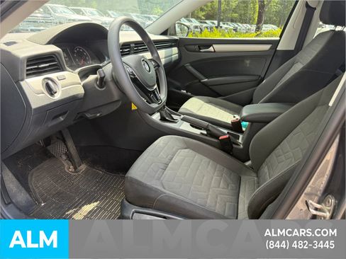 Used 2020 Volkswagen Passat 2.0T S FWD image 10