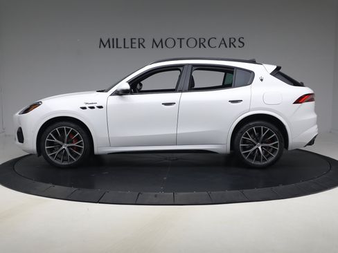 Used 2026 Maserati Grecale Modena AWD/4WD image 3