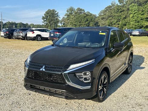 Used 2024 Mitsubishi Eclipse Cross SEL AWD/4WD image 1