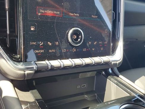 New 2026 GMC Yukon Elevation AWD/4WD image 23
